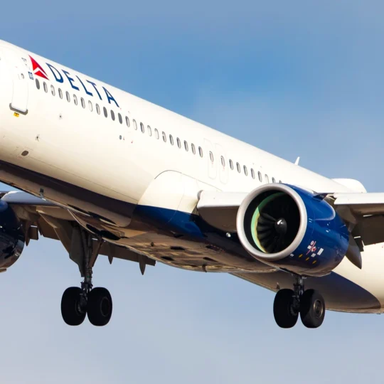 Details on Why delta flight dl275 diverted lax
